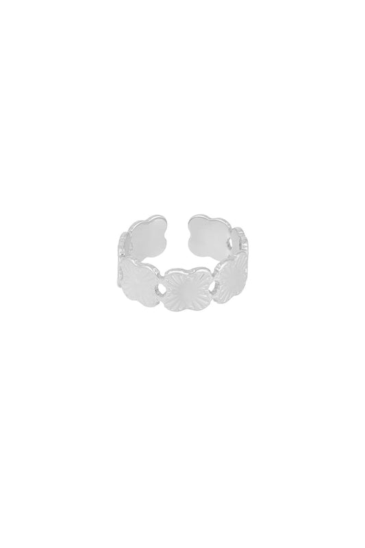 Ring ♡ Connected Clovers